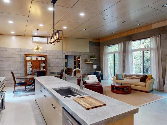 House for sale in Gabriola, British Columbia