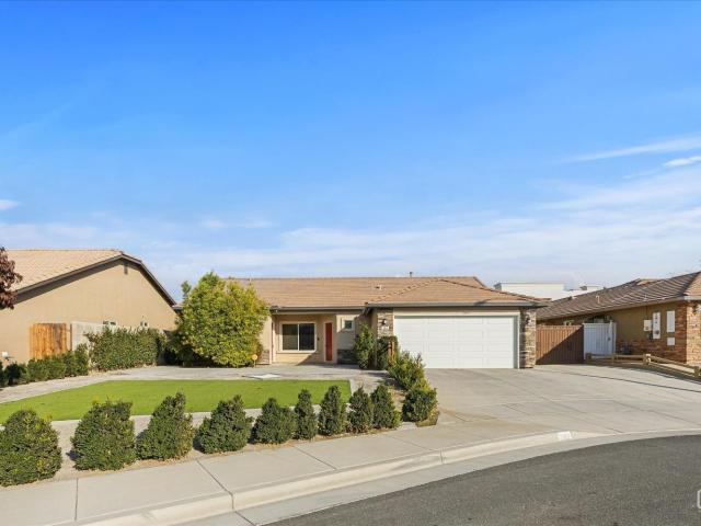House for sale in Delano, Kern County