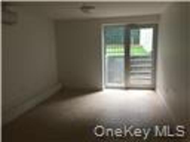 House for sale in Manhattan Community Board 9, New York