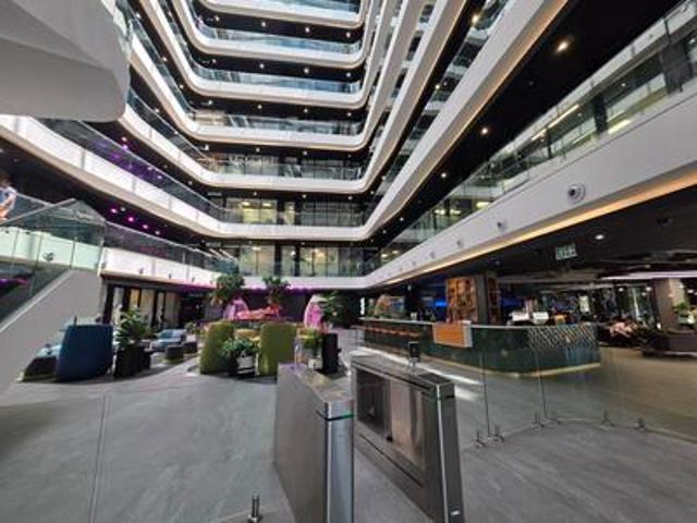 Commercial for rent in Waterkloof, Gauteng