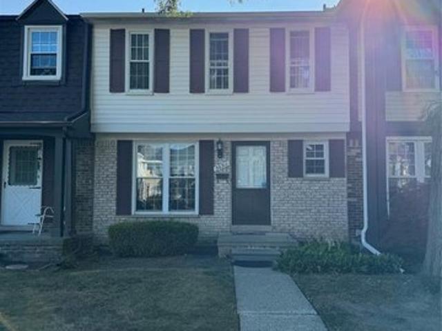 Townhouse for sale in Sterling Heights, Michigan