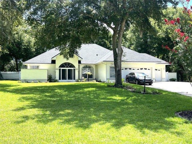 House for sale in Fruitland Park, Florida