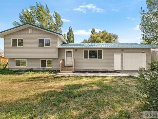 House for sale in Menan, Idaho
