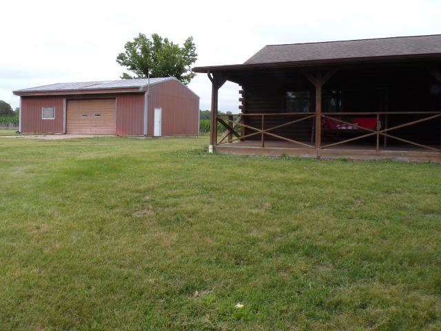 House for sale in Perry, Illinois