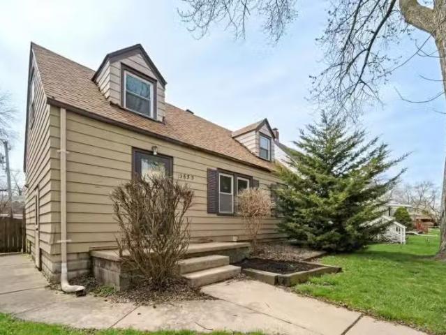 House for rent in Bedford Park