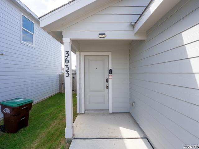 House for sale in Marion, Texas