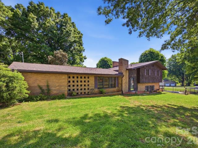 House for sale in Catawba, North Carolina