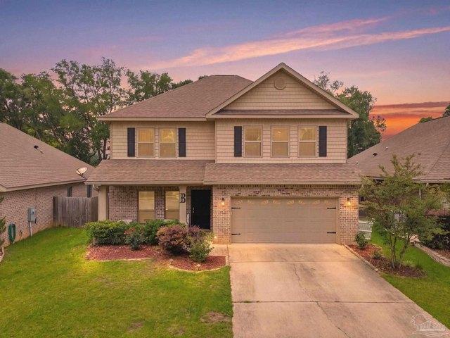 House for sale in Pace, Florida