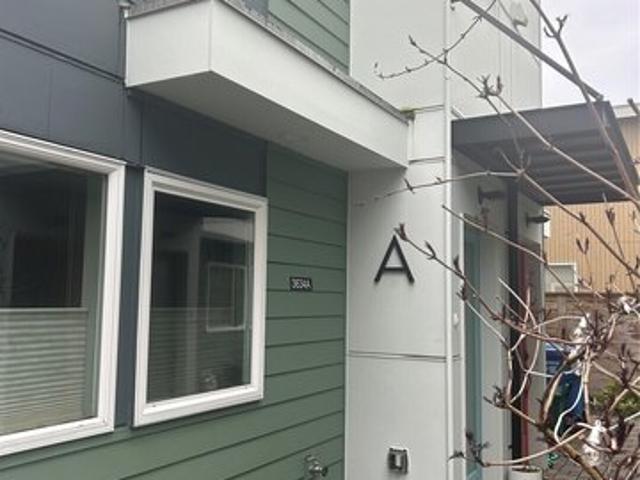 Townhouse for sale in Seattle, Washington