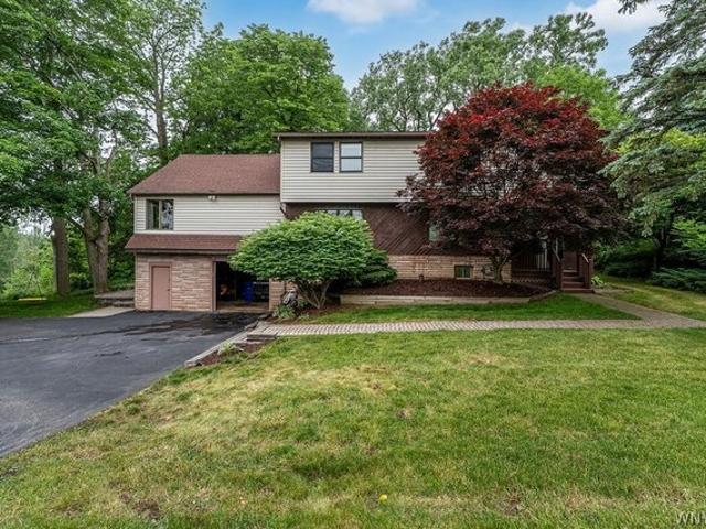 House for sale in Bowmansville, New York