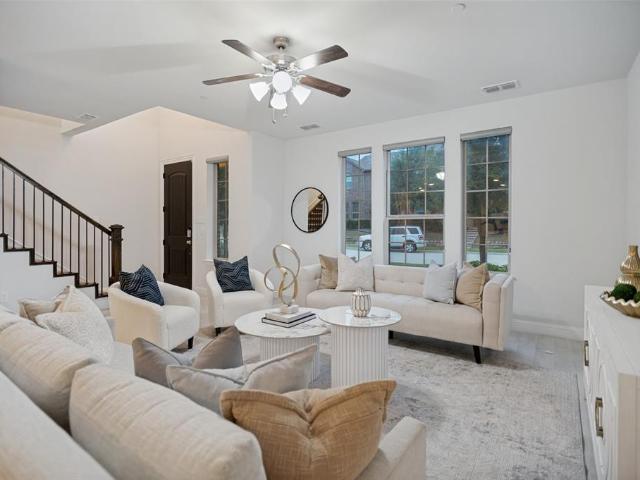 Townhouse for sale in Denton, Texas