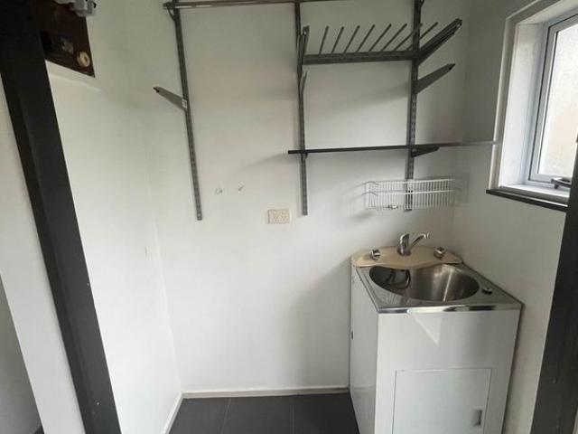 Apartment for rent in Penrose, Oroua County