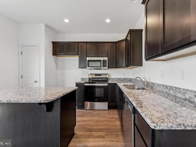 Townhouse for sale in Dover