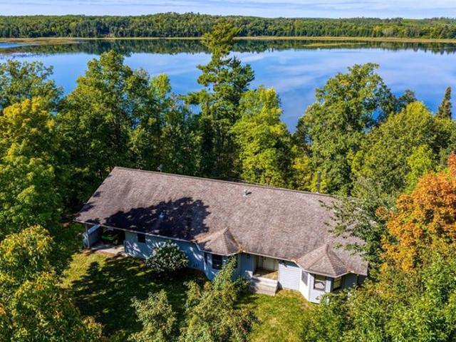 House for sale in Hubbard, Minnesota