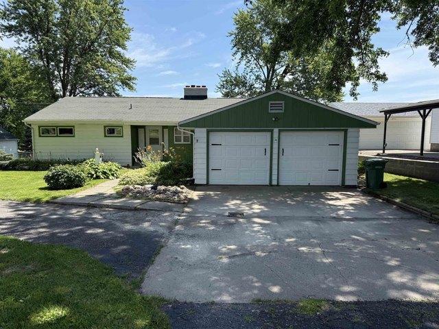House for sale in Waterloo, Iowa
