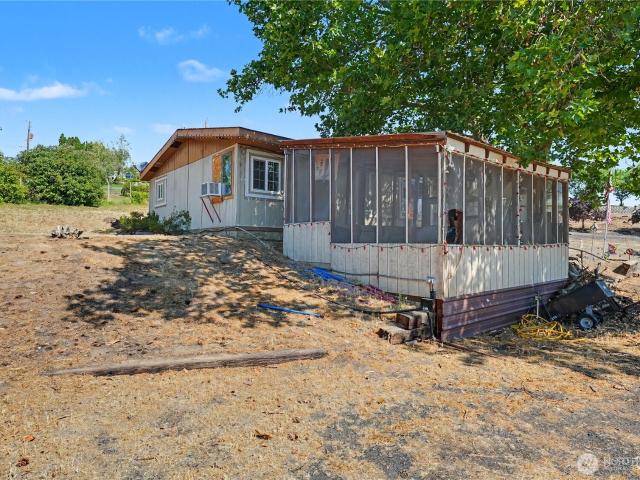 House for sale in Selah, Washington