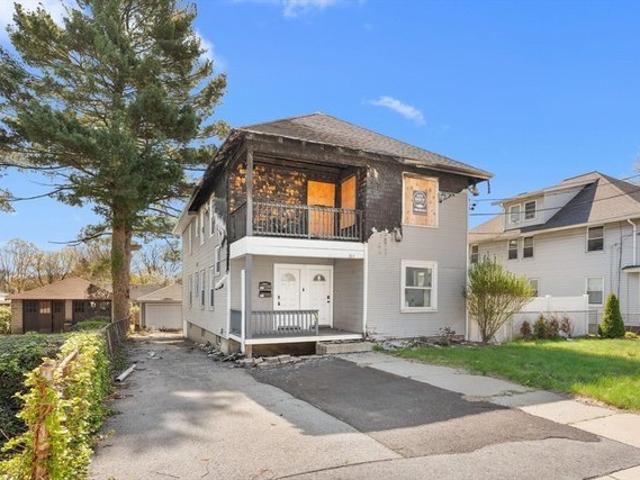 House for sale in Framingham, Massachusetts