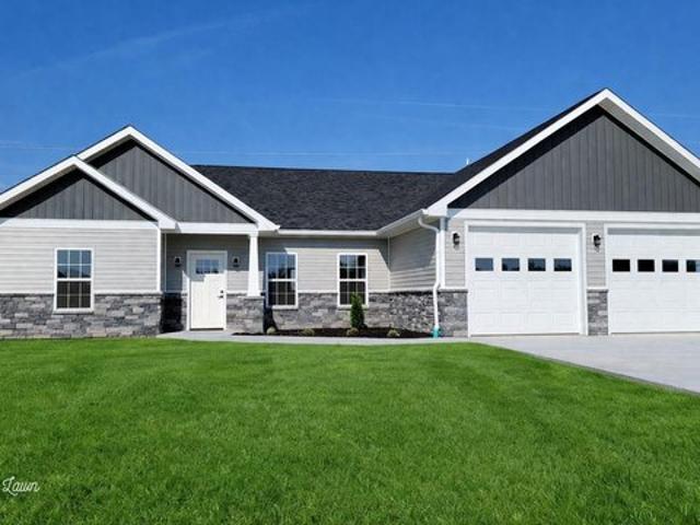 House for sale in Loogootee, Indiana
