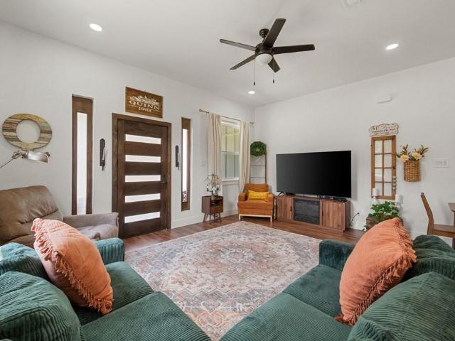 House for sale in Henderson, Texas
