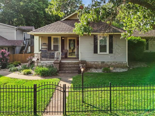 House for sale in Versailles, Kentucky