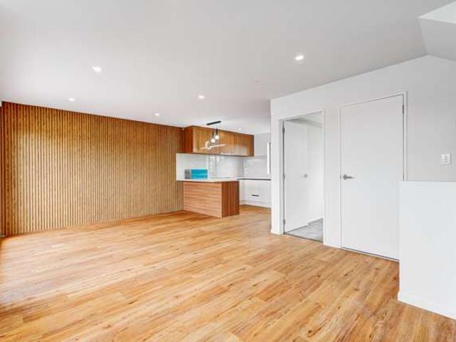 Townhouse for sale in New Lynn