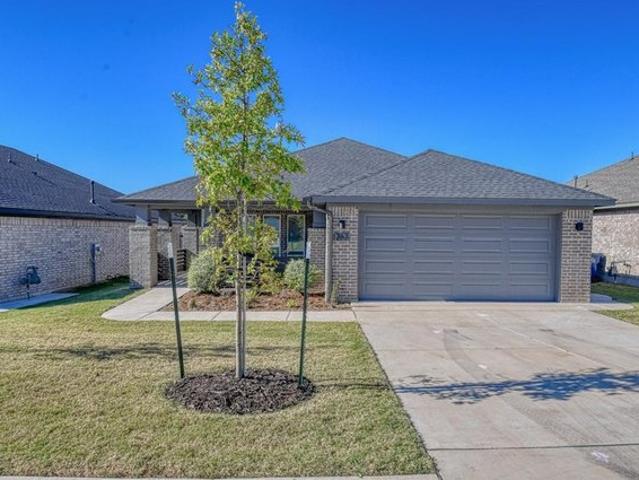 House for sale in Harrah, Oklahoma