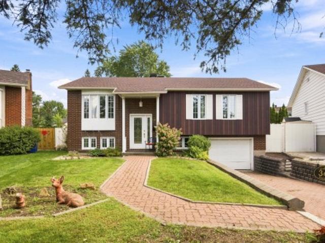 House for sale in Fabreville, Quebec