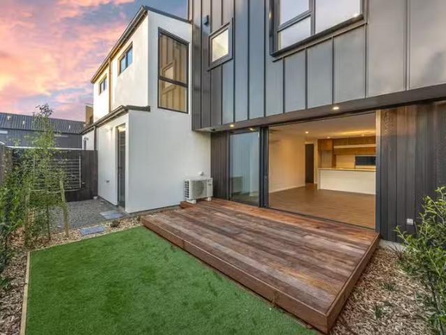 House for sale in Saint Albans, Linwood-Central-Heathcote Community
