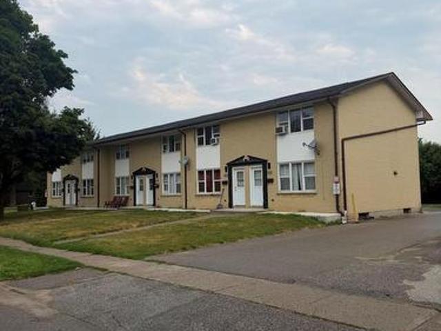 Property for sale in Strathroy-caradoc, Ontario