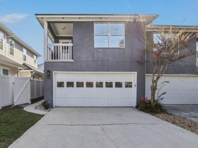 Townhouse for sale in Atlantic Beach, Florida