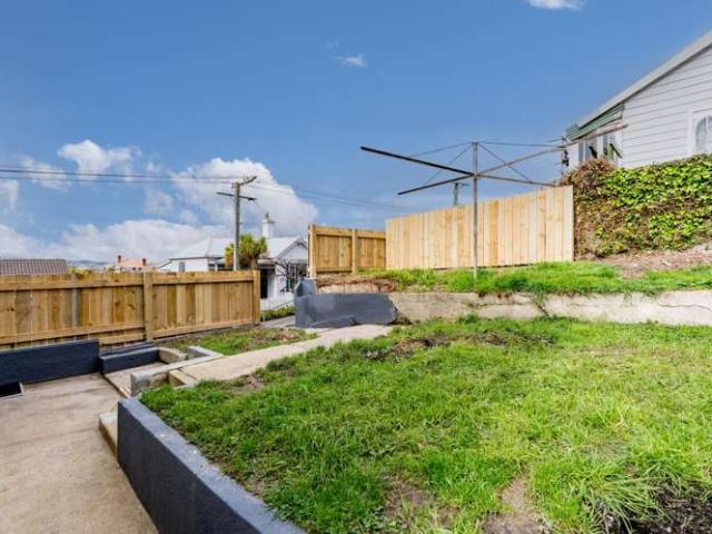 House for sale in Otakou