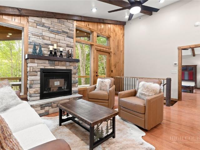 House for sale in West Jefferson, North Carolina