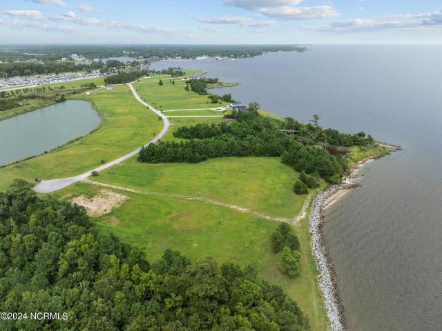 Land for sale in Oriental, North Carolina