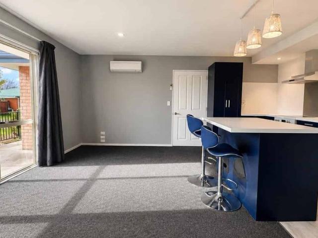 Townhouse for rent in Charing Cross, Canterbury