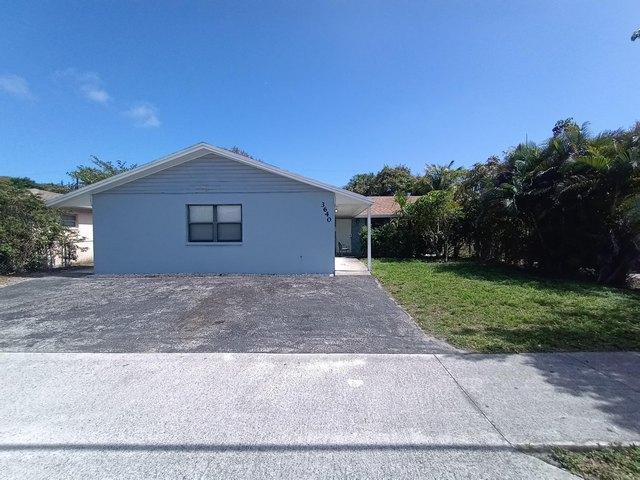 House for sale in West Palm Beach, Florida