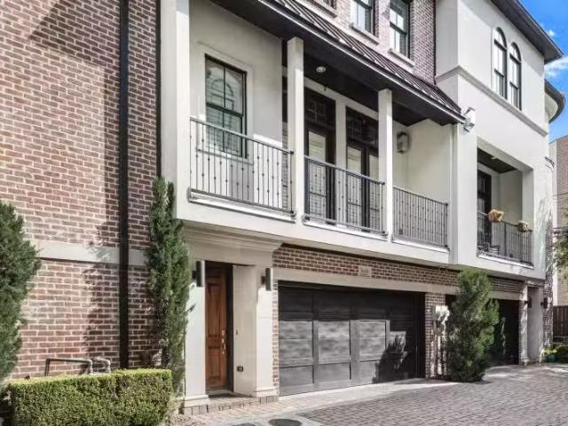Condo for sale in Dallas Condo for sale in Dallas