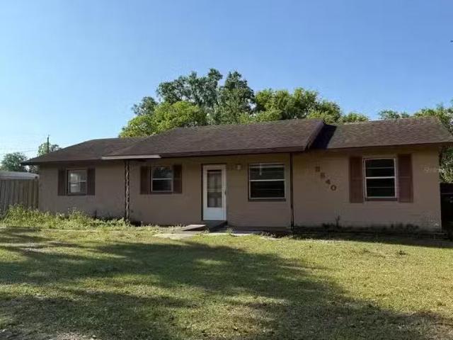 House for sale in Lakeland House for sale in Lakeland