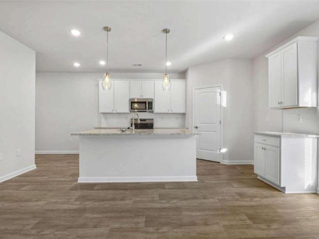 Townhouse for sale in Snellville, Georgia