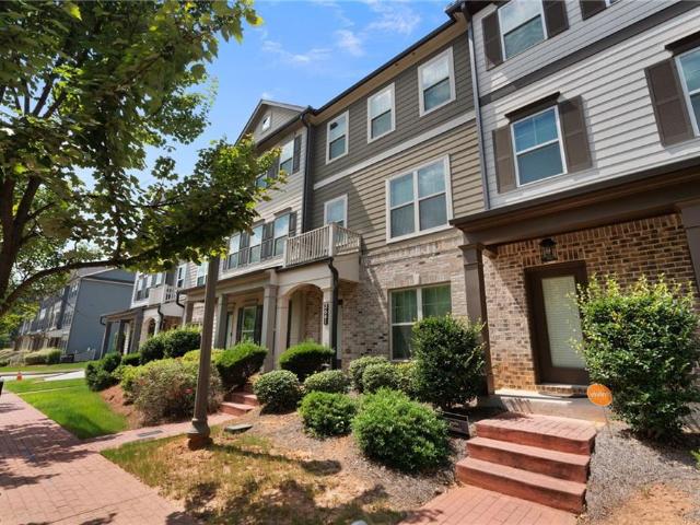 Townhouse for sale in College Park, Georgia