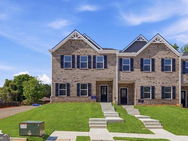 Townhouse for sale in Snellville, Georgia