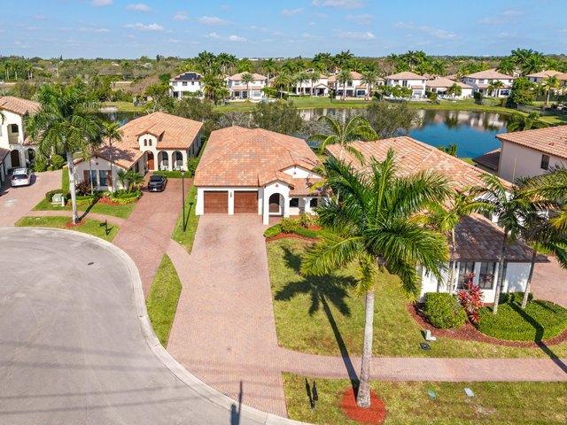 House for sale in Cooper City, Florida