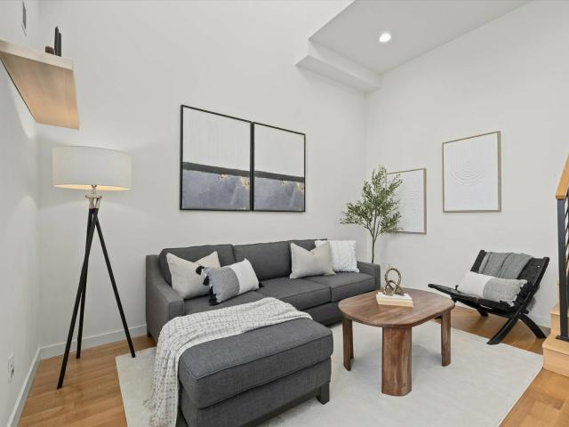 Townhouse for sale in Seattle