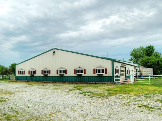 Farm for sale in Morris, Grundy County