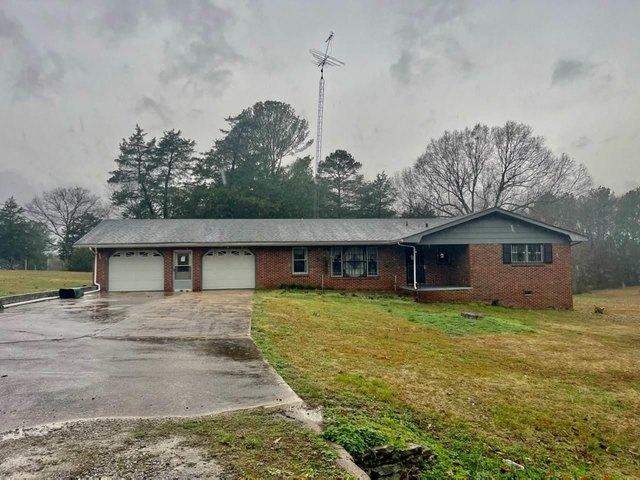 House for sale in Cherokee, Alabama