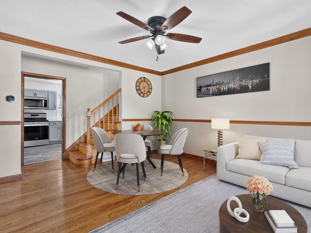 House for sale in Mount Greenwood, Alsip