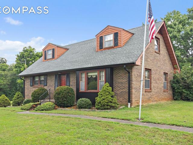 House for sale in Whites Creek