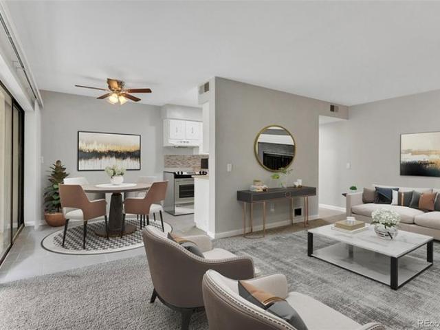 Condo for sale in Aurora, Colorado