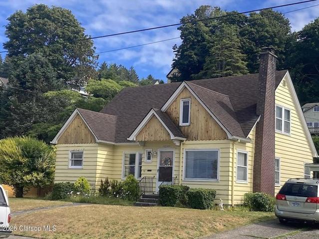 House for sale in Oregonia