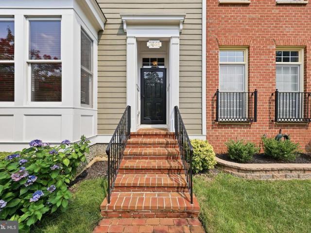 Townhouse for sale in Ijamsville, Maryland