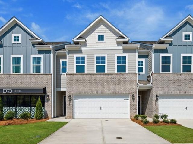 Townhouse for sale in Loganville, Georgia